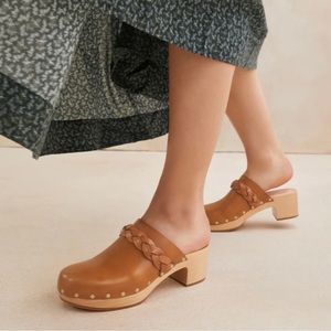 LOEFFLER RANDALL Lupa Cognac Leather Clogs